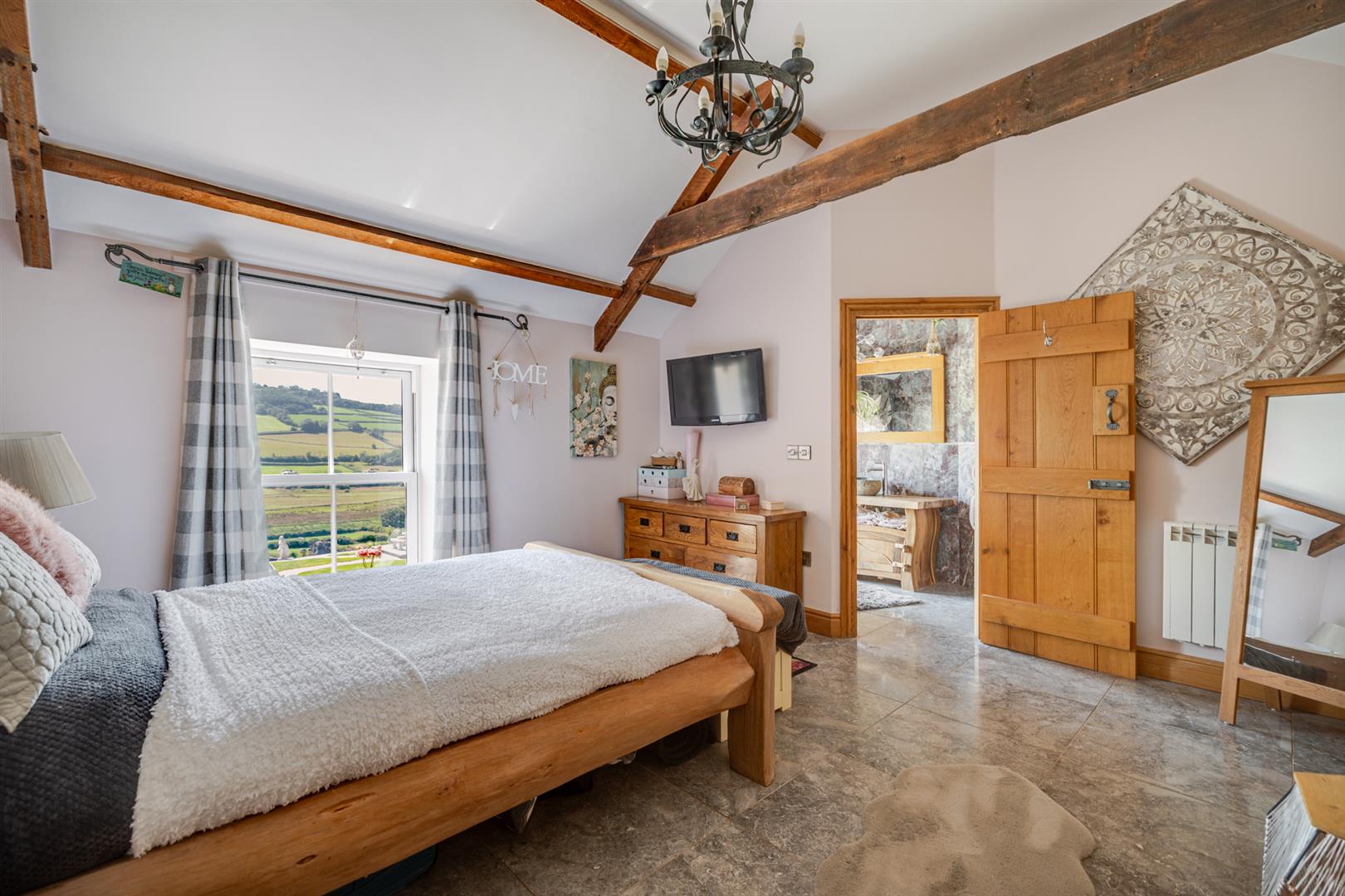 Pen Y Banc, Llangyndeyrn, Kidwelly, SA17 5ES